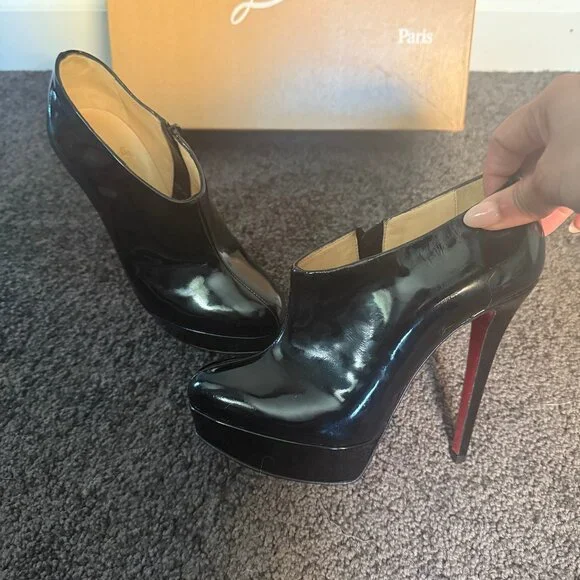 CHRISTIAN LOUBOUTIN Patent Leather Moulage 140 Booties - Picture 6 of 7